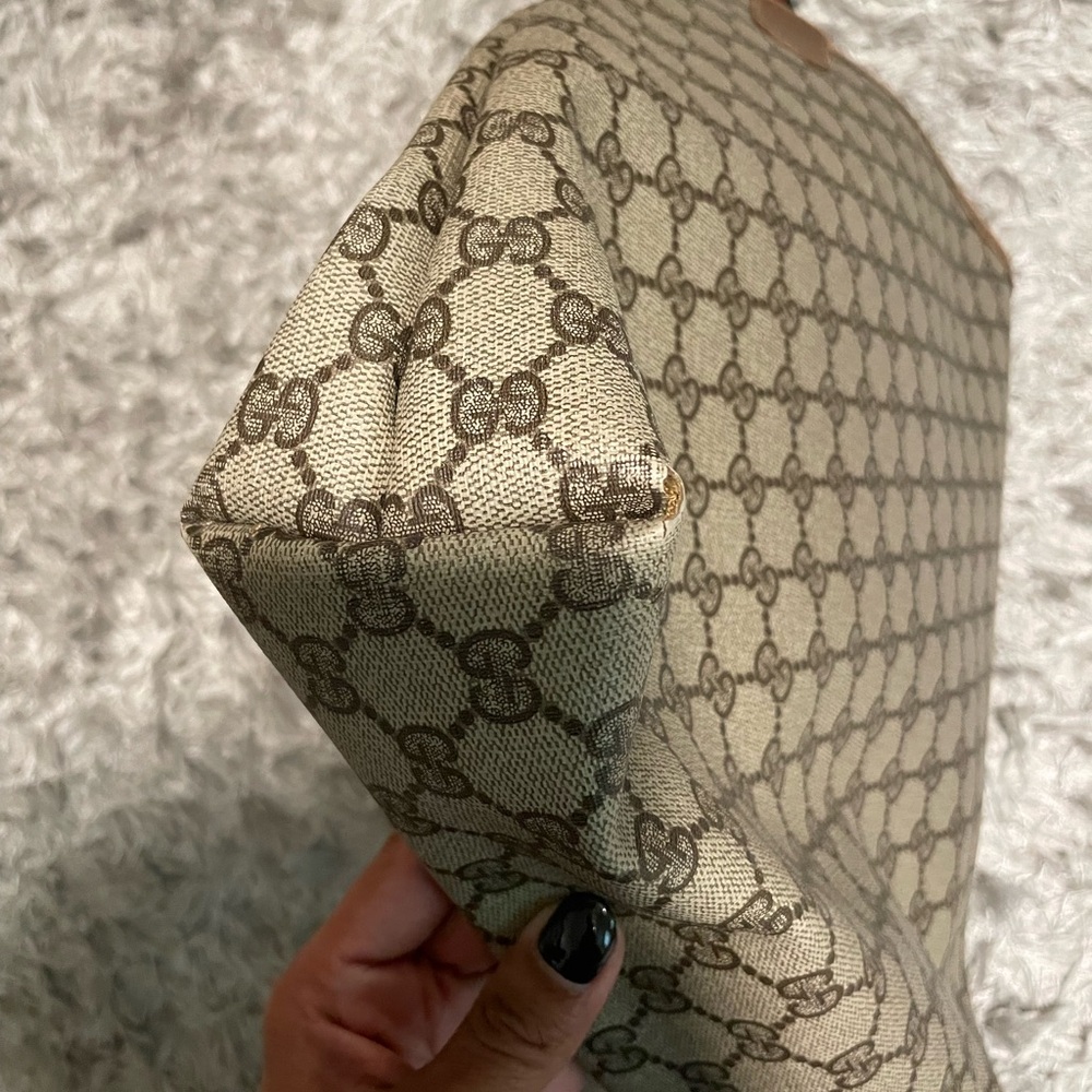 Gucci Beige and Brown Tote Bag with Red and Green Straps - Picture 3 of 16
